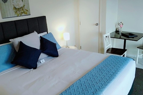 Albatross Motel (Westshore)